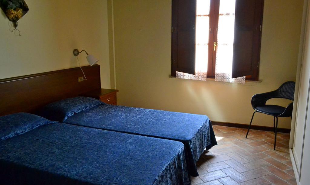 גאמבאסי Tuscany Country Apartments מראה חיצוני תמונה