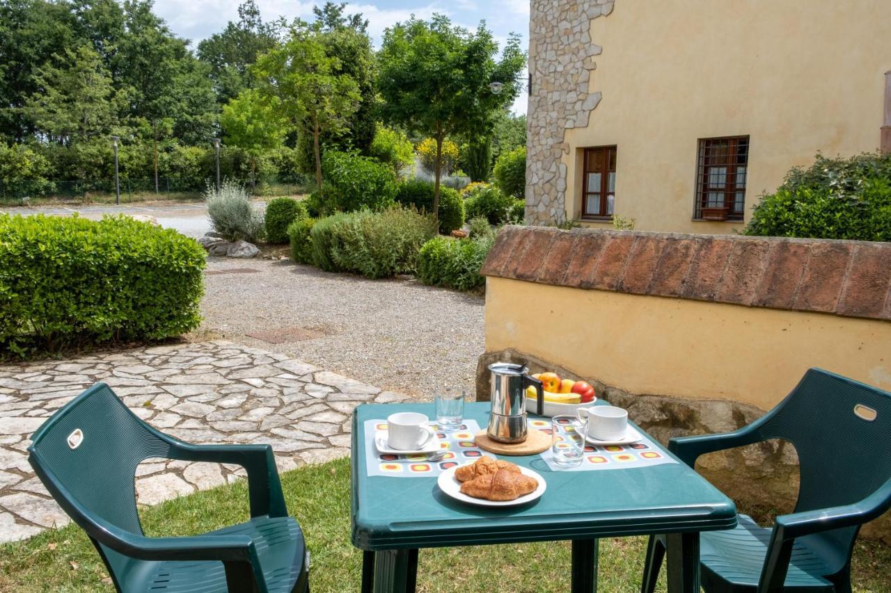 גאמבאסי Tuscany Country Apartments מראה חיצוני תמונה