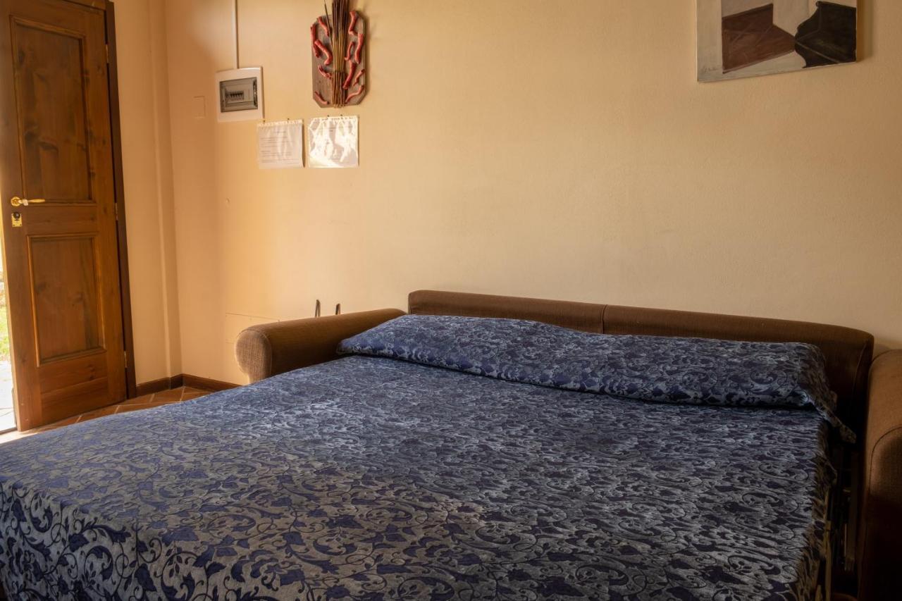 גאמבאסי Tuscany Country Apartments מראה חיצוני תמונה