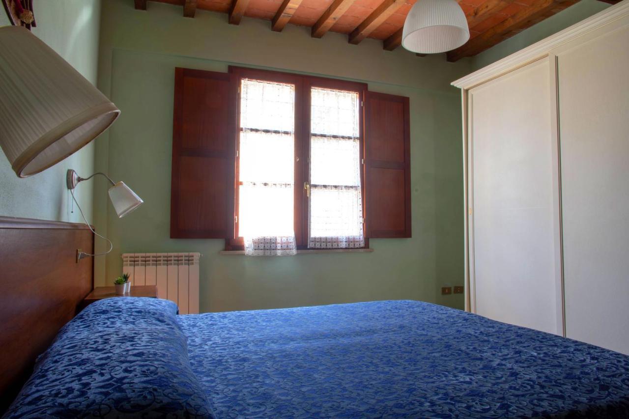 גאמבאסי Tuscany Country Apartments מראה חיצוני תמונה
