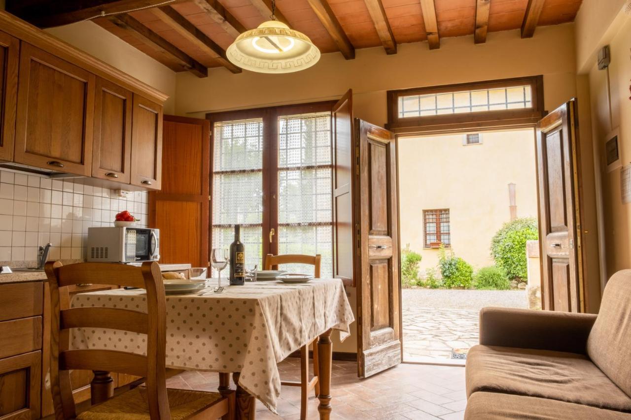 גאמבאסי Tuscany Country Apartments מראה חיצוני תמונה