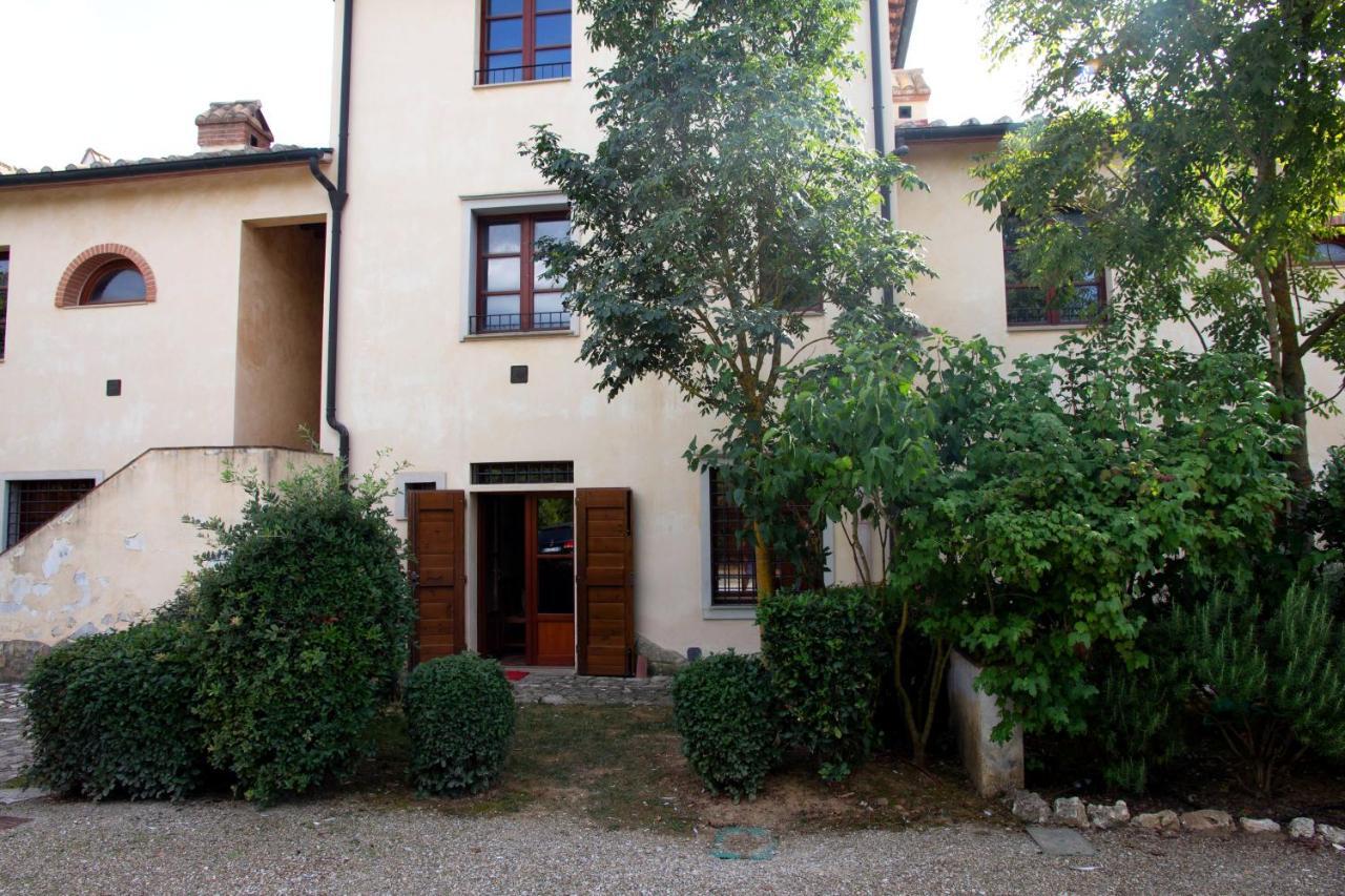 גאמבאסי Tuscany Country Apartments מראה חיצוני תמונה